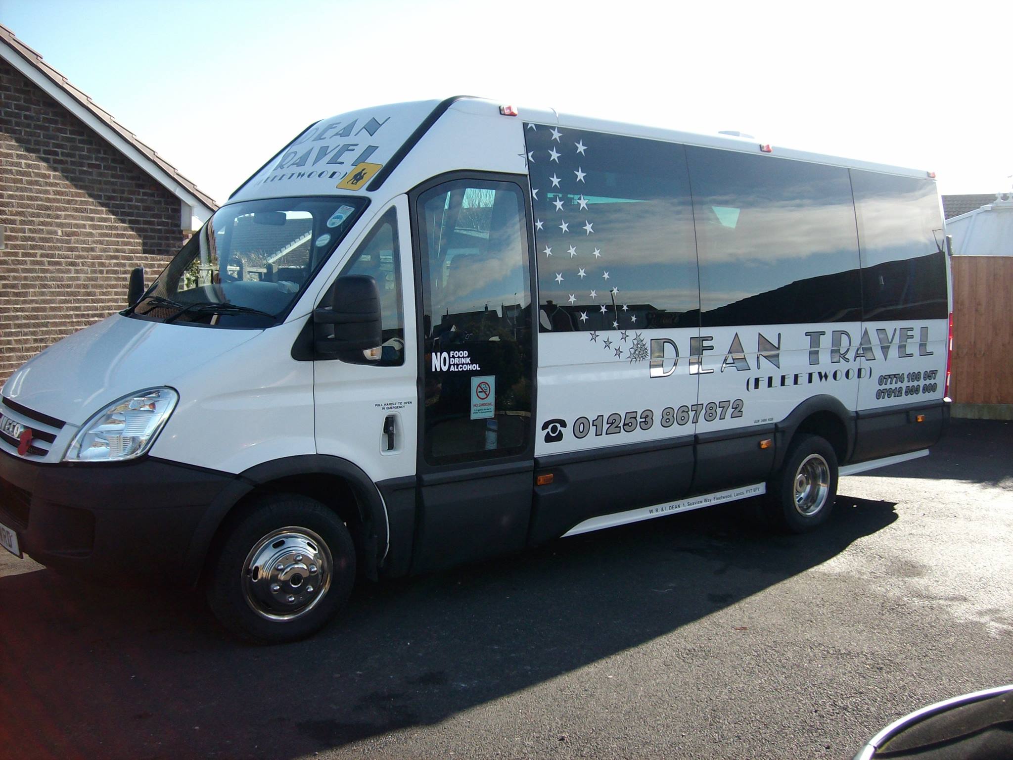 Home Dean Travel Fleetwood Mini Coach And Mini Bus Hire
